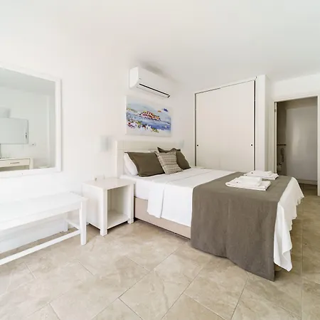 Costa Sariyaz Αλικαρνασσός