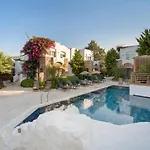 Costa Sariyaz מלון 3*