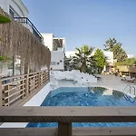 Costa Sariyaz מלון 3*