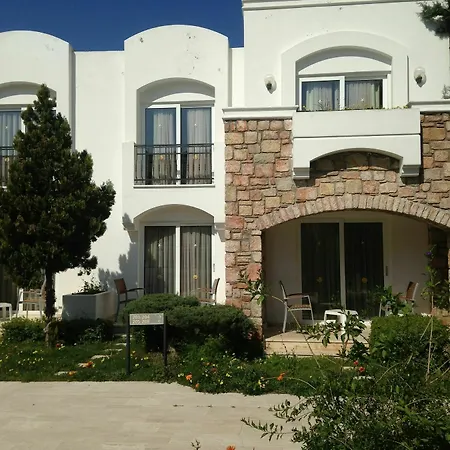 מלון Costa Sariyaz 3*
